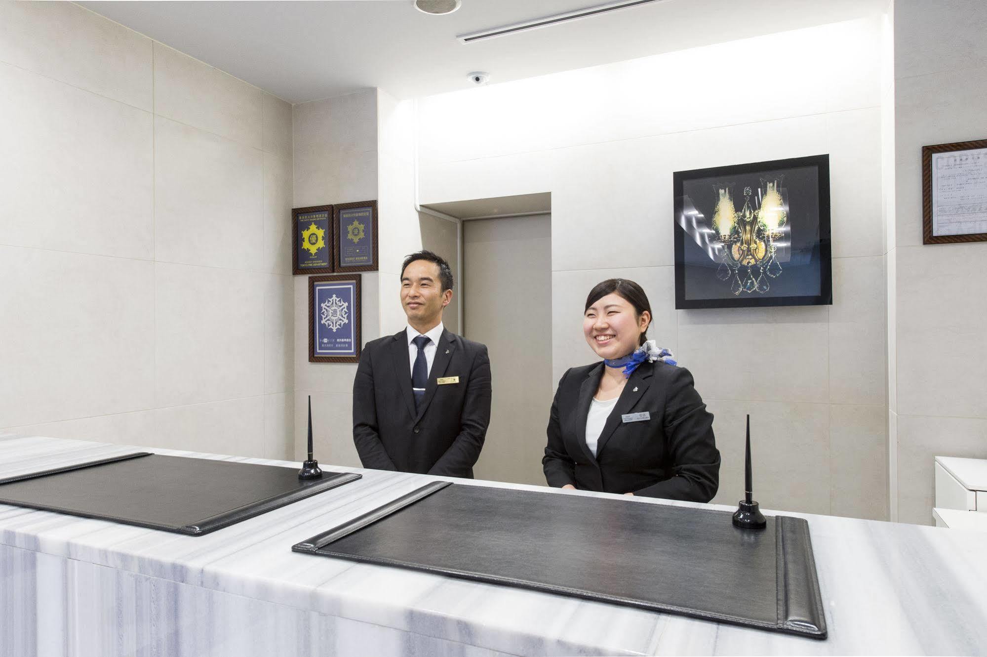 Hotel Villa Fontaine Tokyo-Shinjuku Exterior foto
